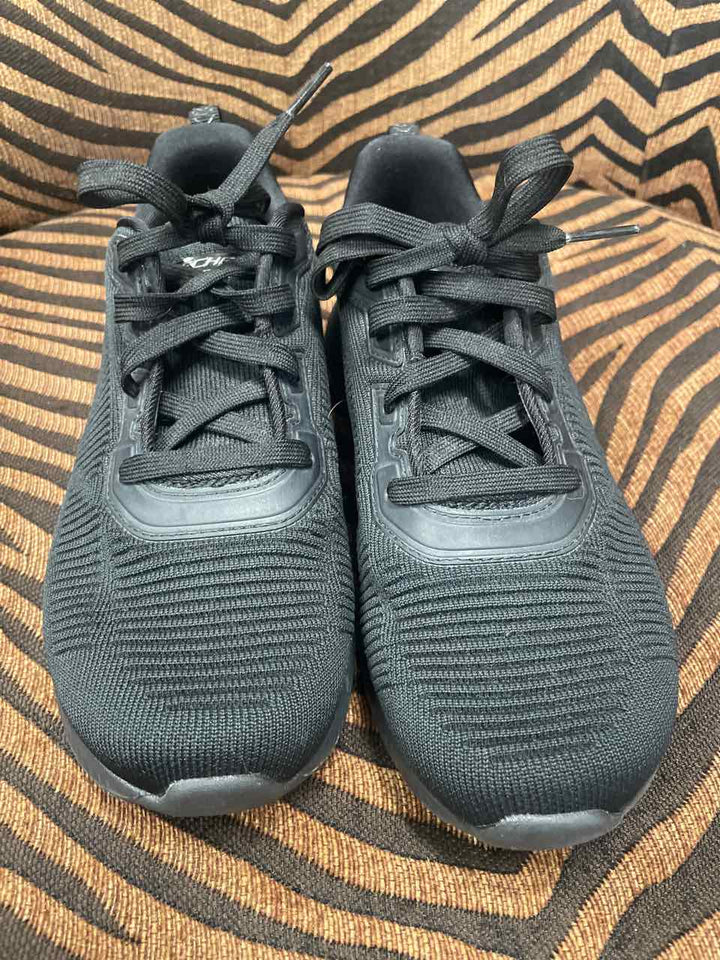 7.5 - Skechers Bobs Sneakers
