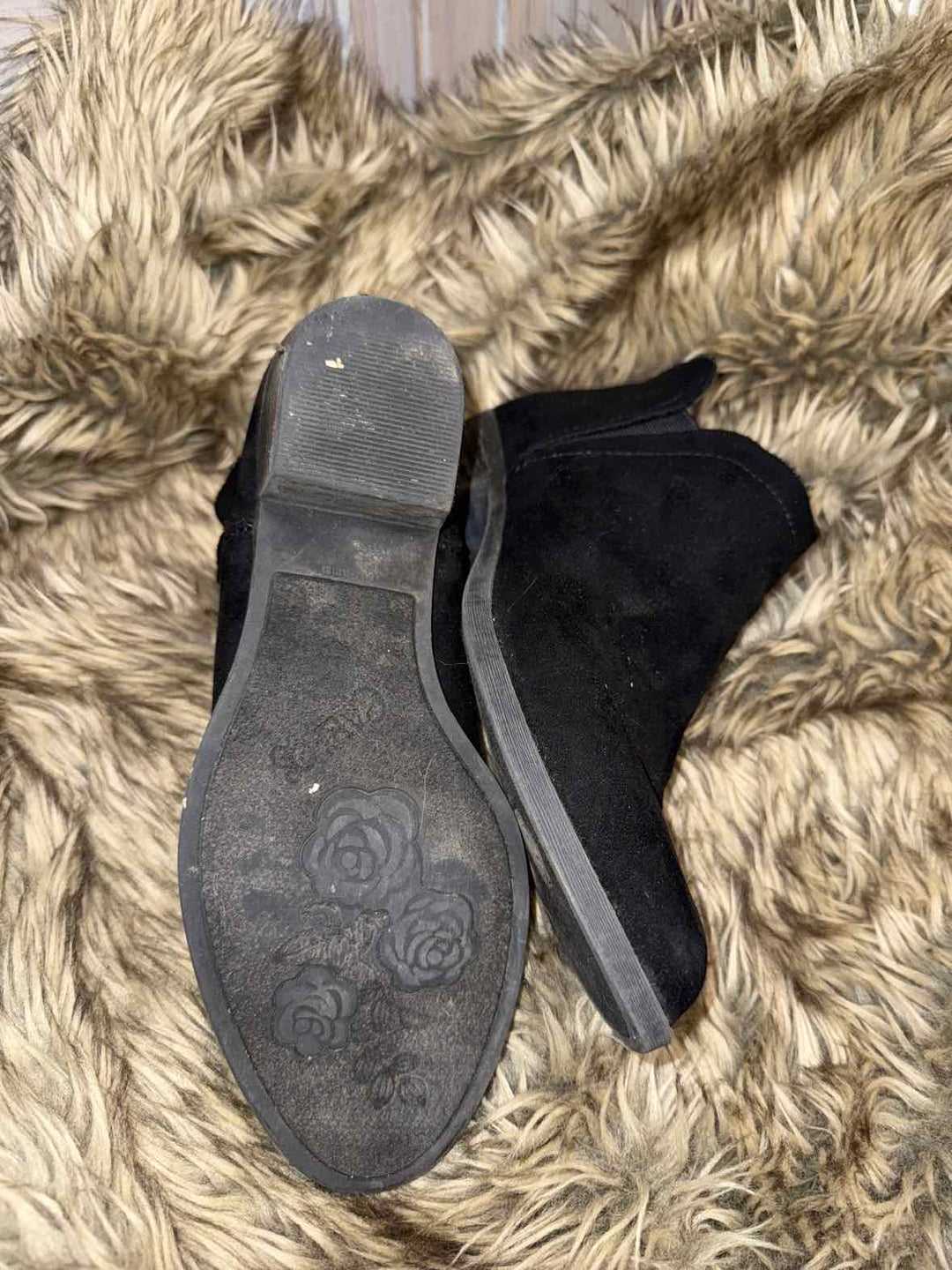 8.5 - Carlos Boots