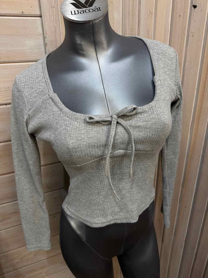 2 - Unbranded Cropped Sweater