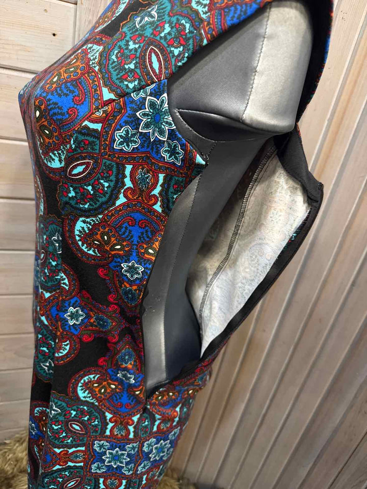 6 - London Times Dress