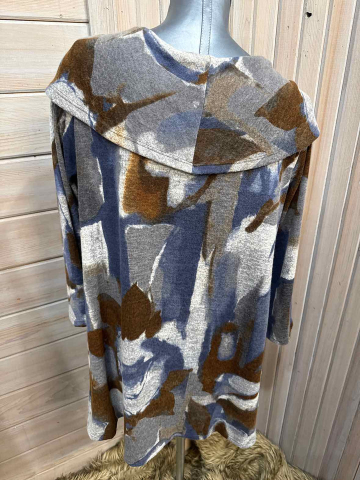 M - Yushi Sweater