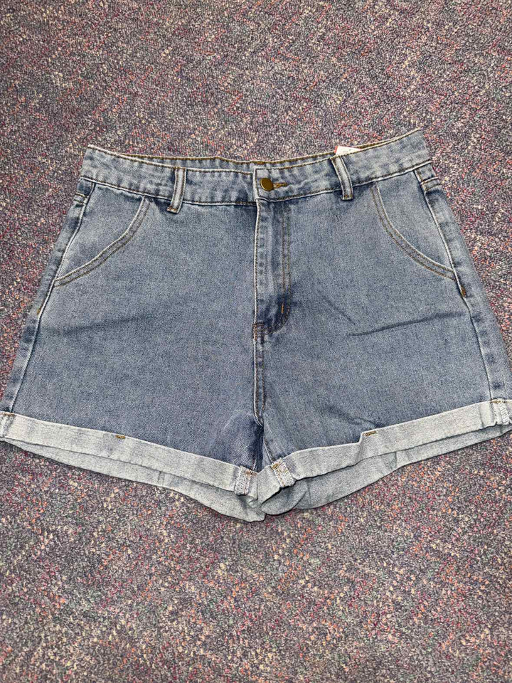 L - Unbranded Shorts