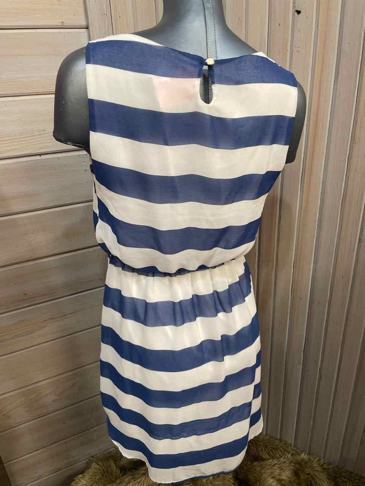 M - Charming Charlie Dress