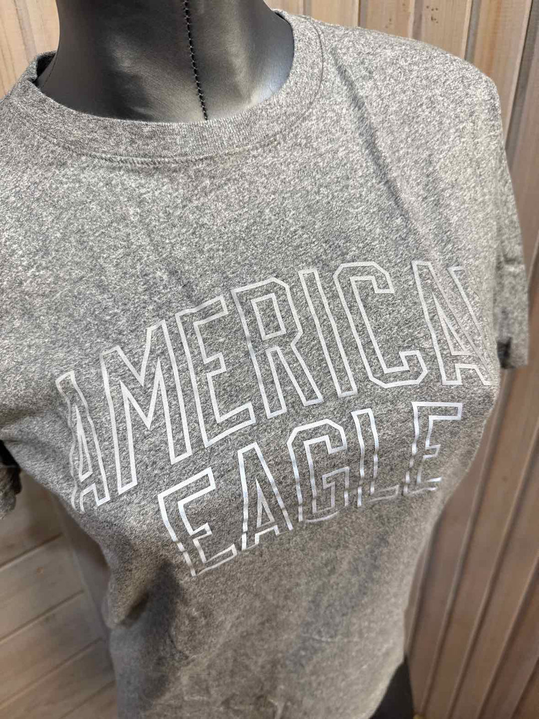 XS - American Eagle T-Shirt