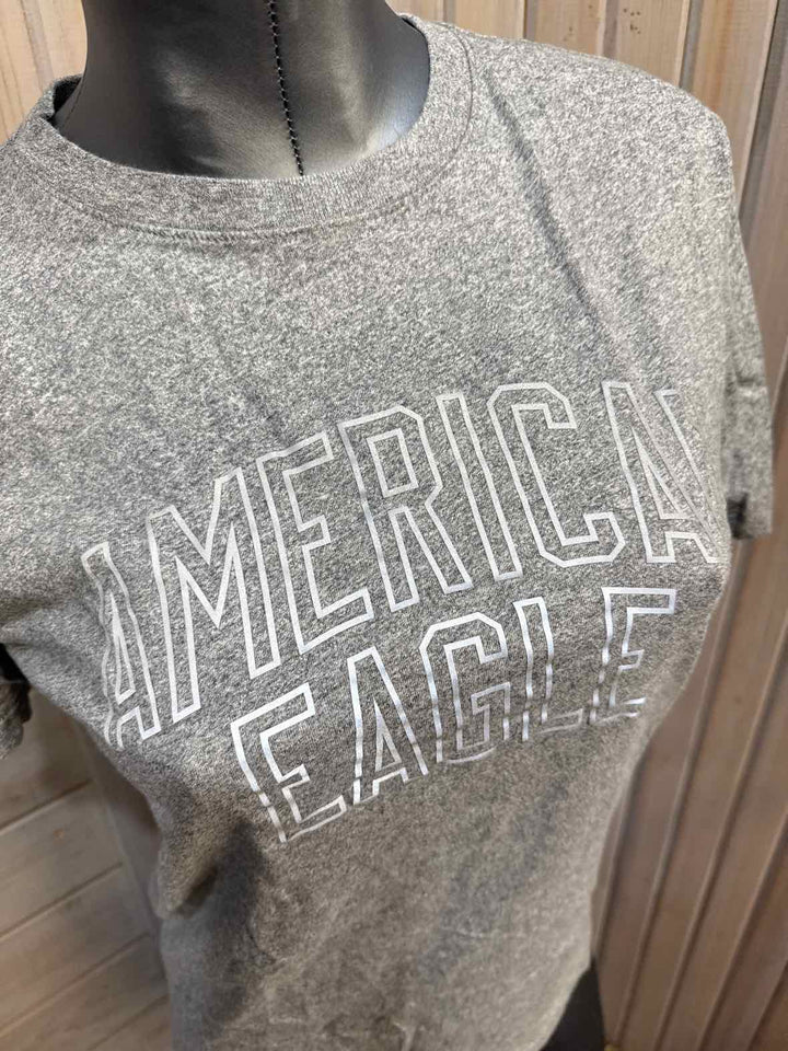 XS - American Eagle T-Shirt
