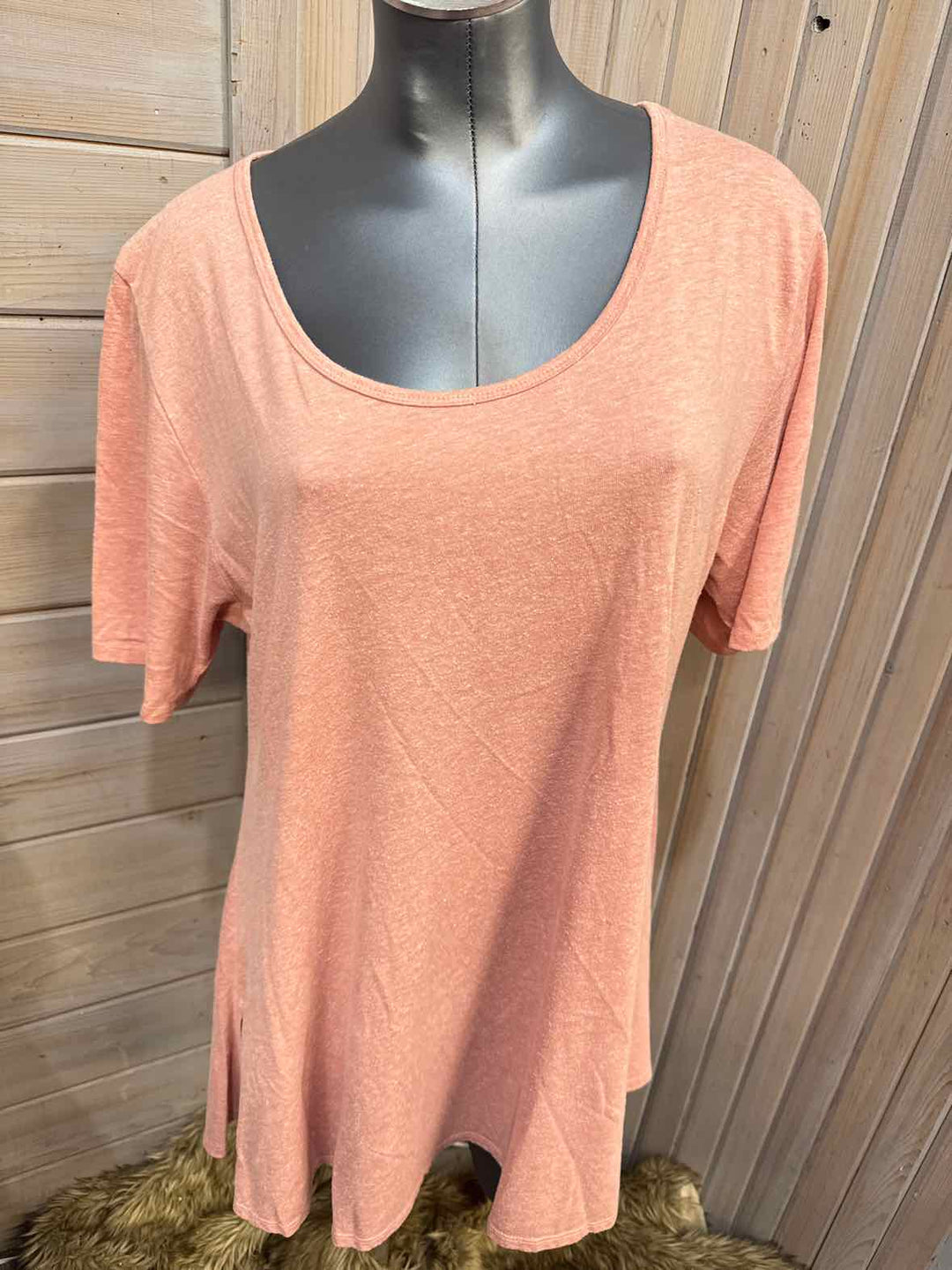 2X - LuLaRoe T-Shirt