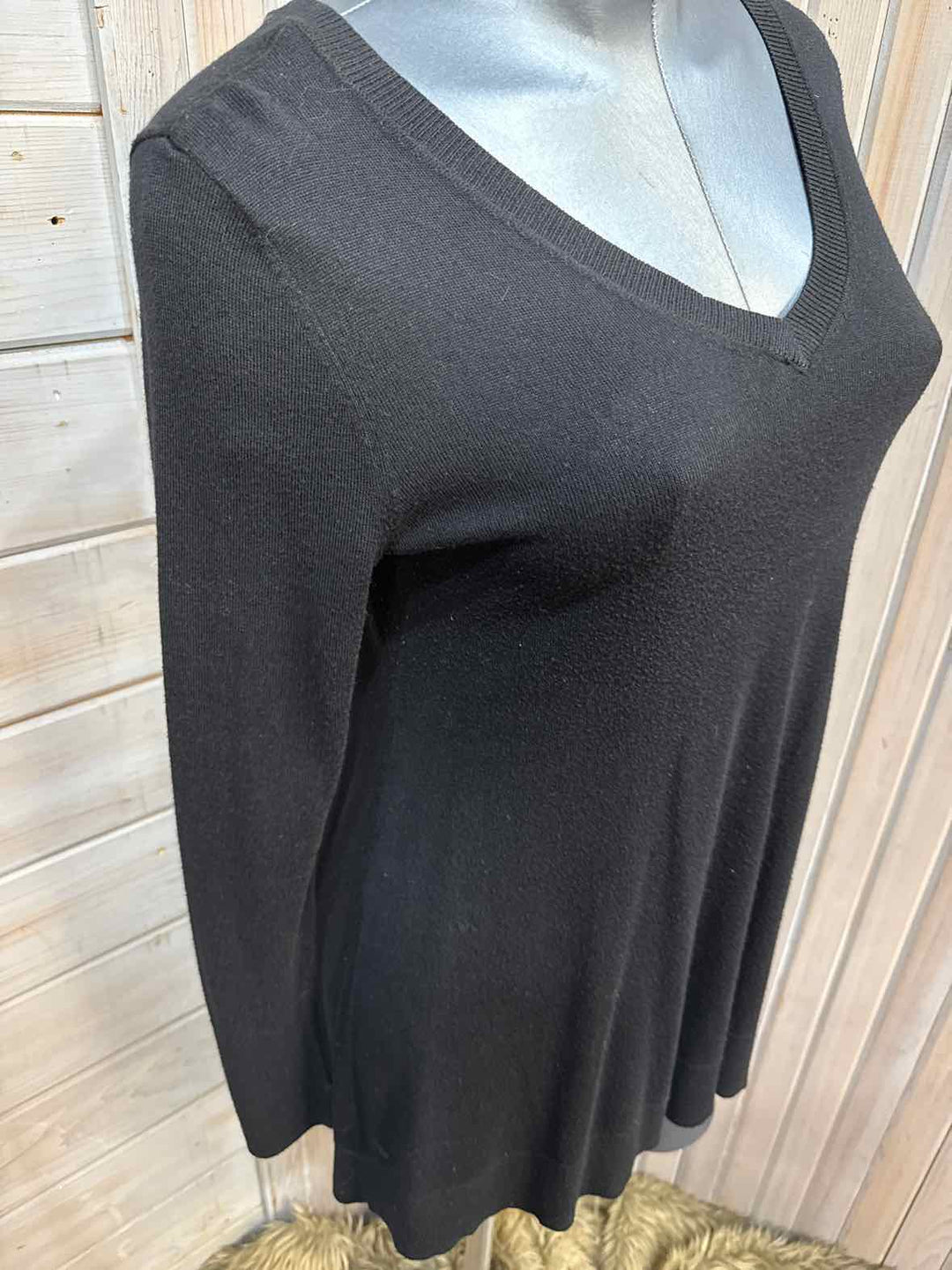 M - Apt. 9 Sweater