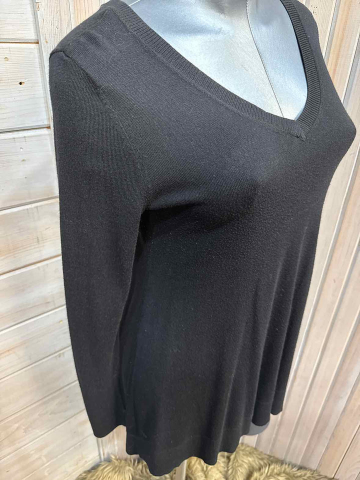 M - Apt. 9 Sweater