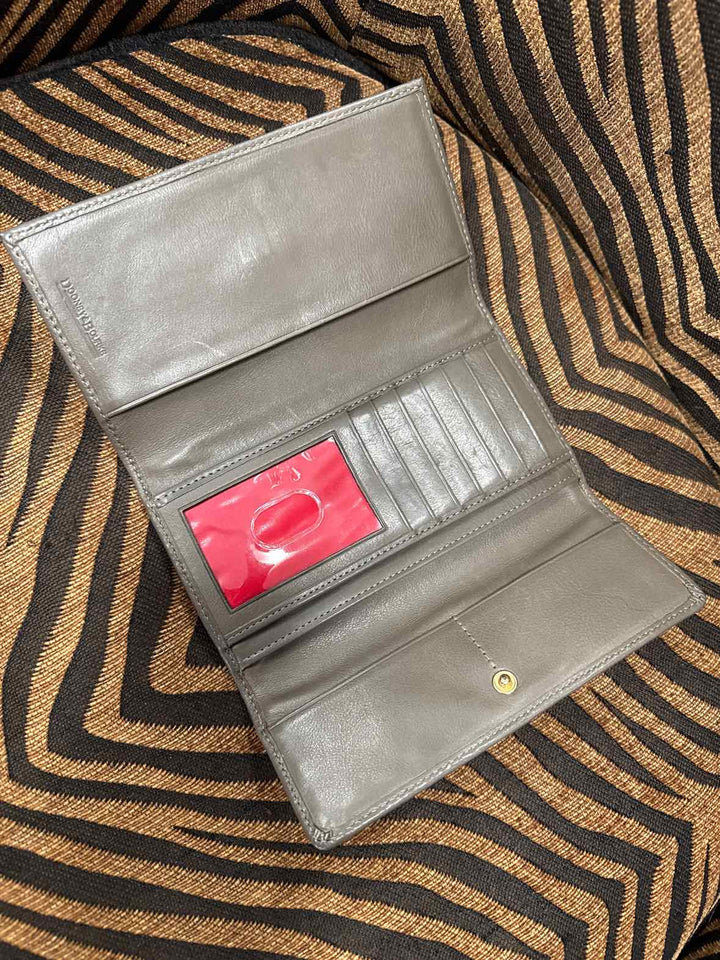 Accessories - Dooney & Bourke Wallet