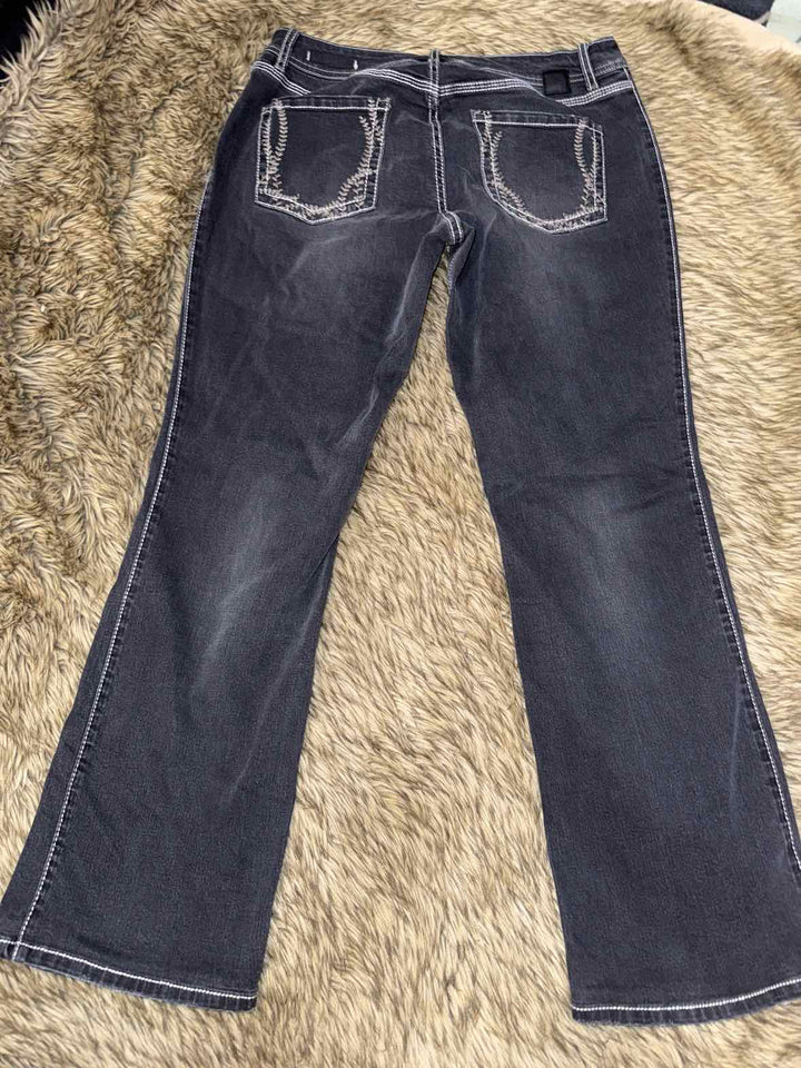 14 - JAG Jeans