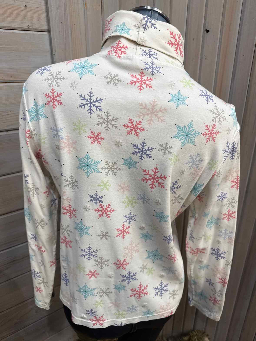 L - White Stag Turtleneck