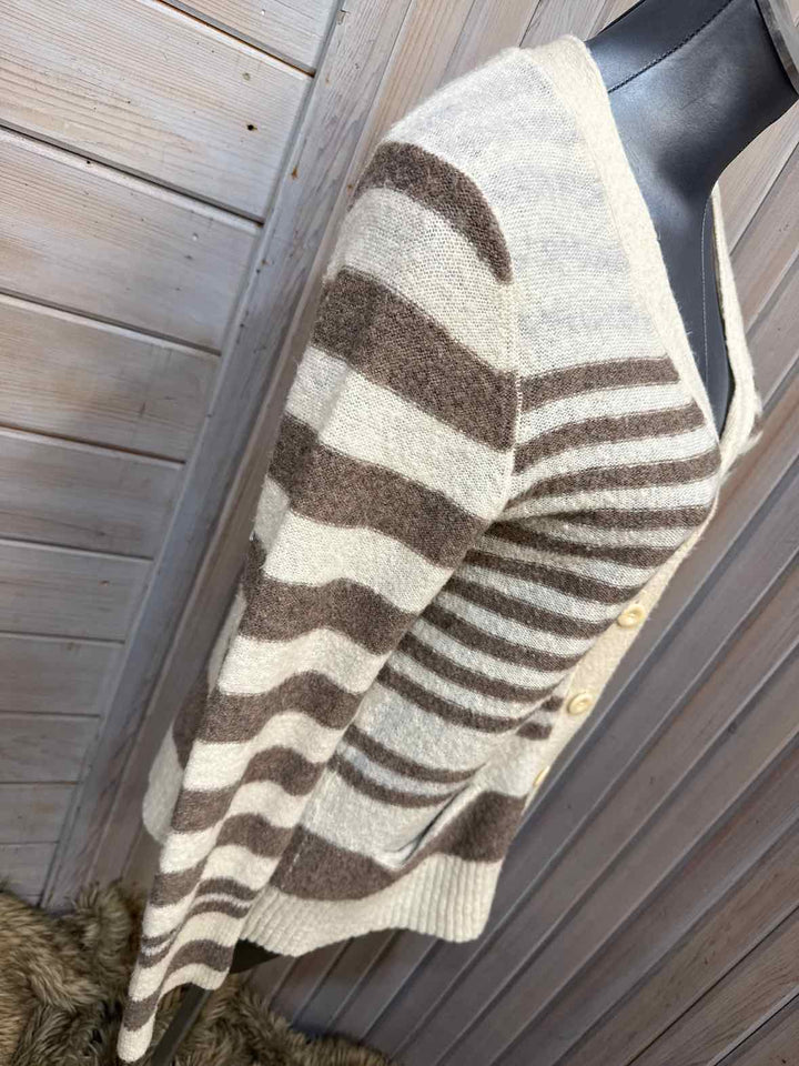 XL - Gap Cardigan
