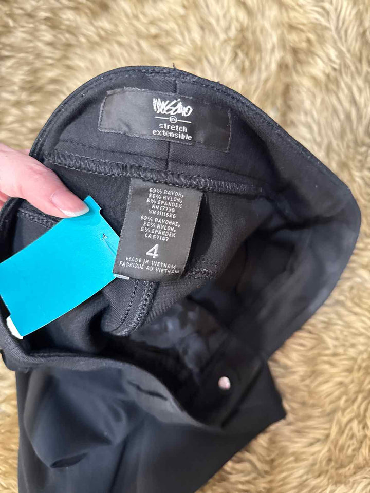 4 - Mossimo Pants