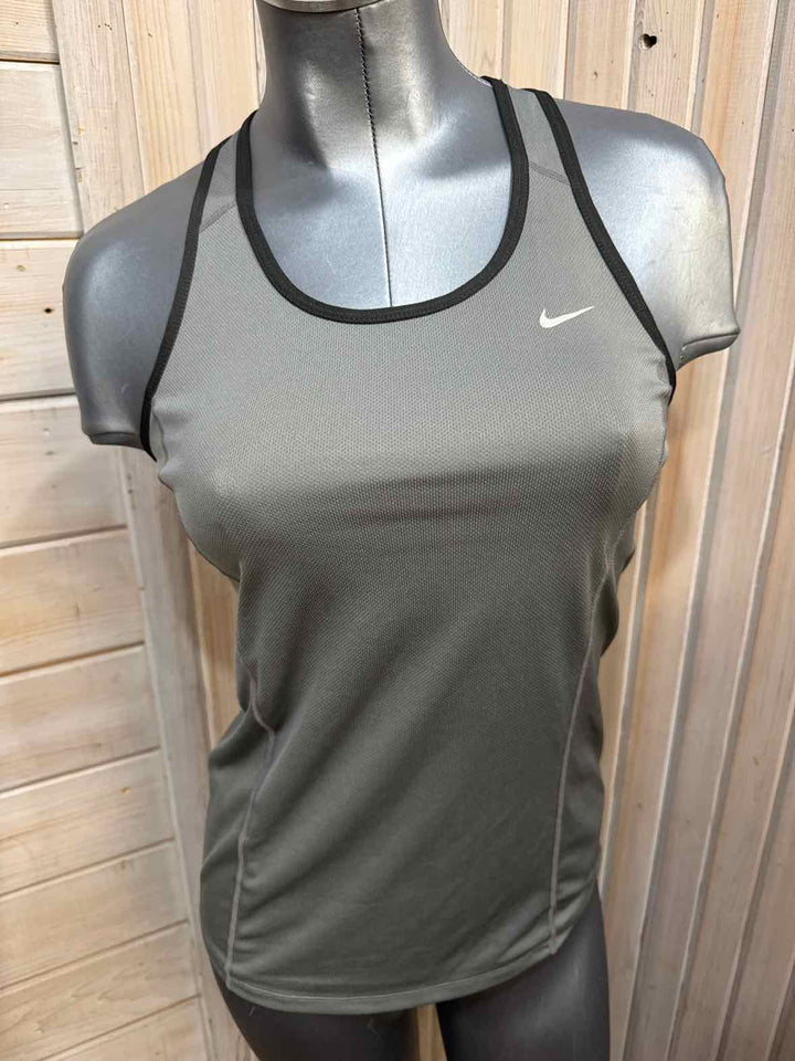 S - Nike Tank
