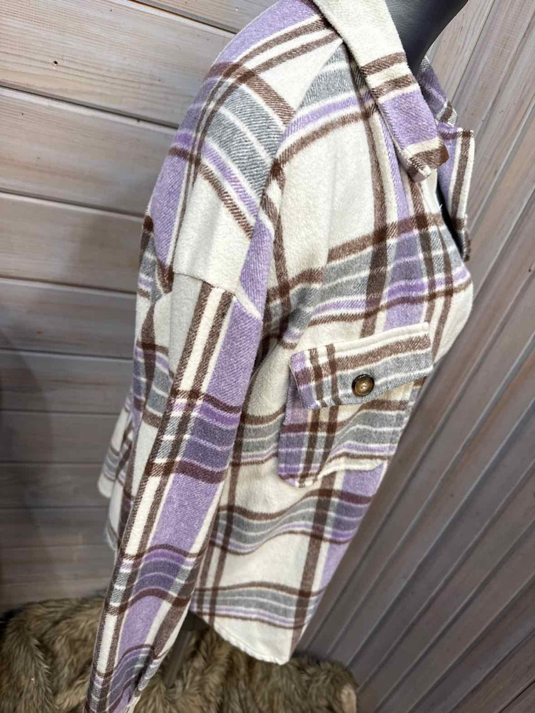 M - HYFVE Shacket
