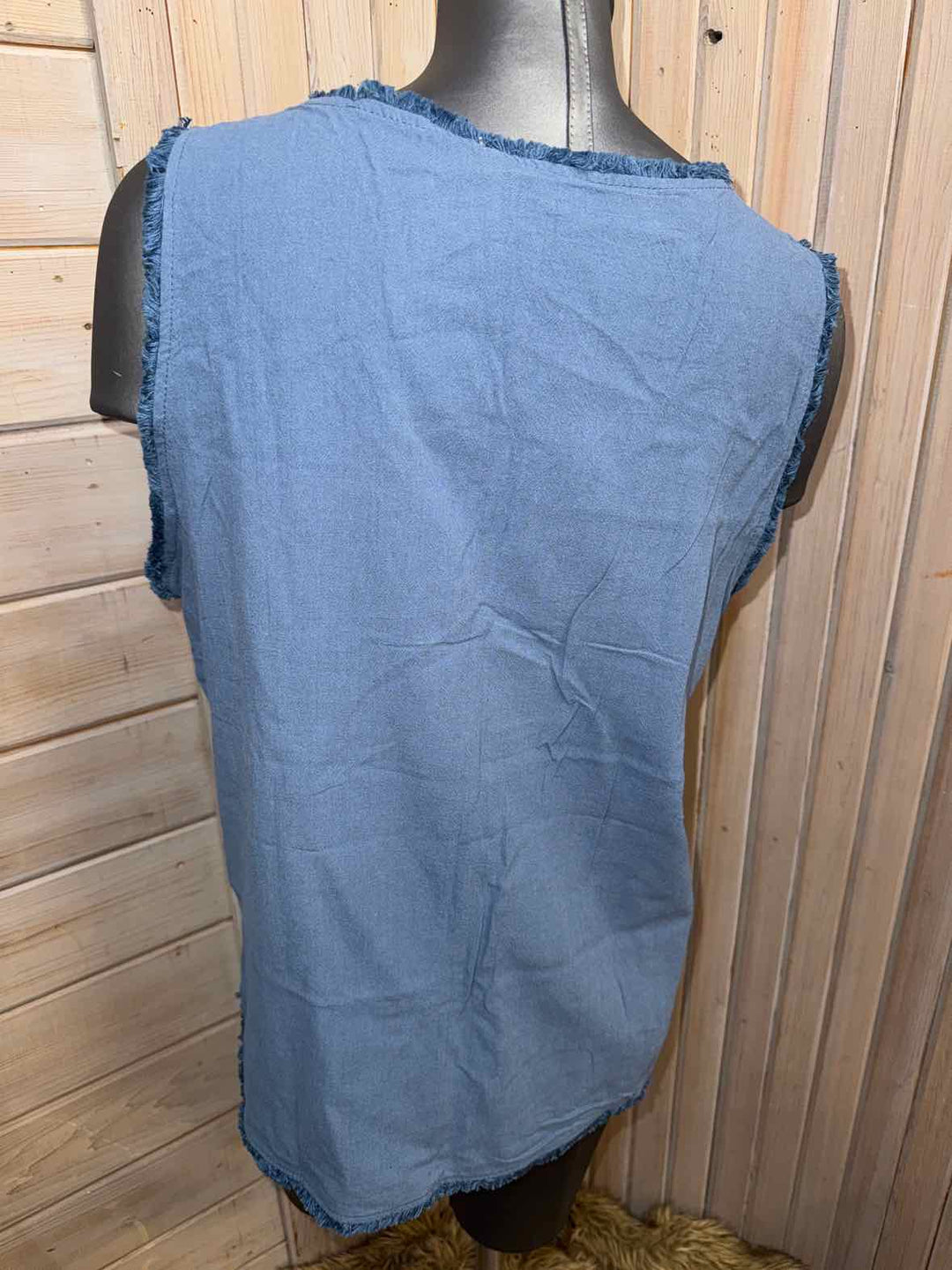 XL - Unbranded Tank