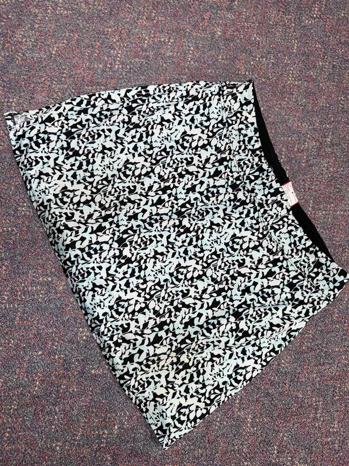M - Tranquility Skort