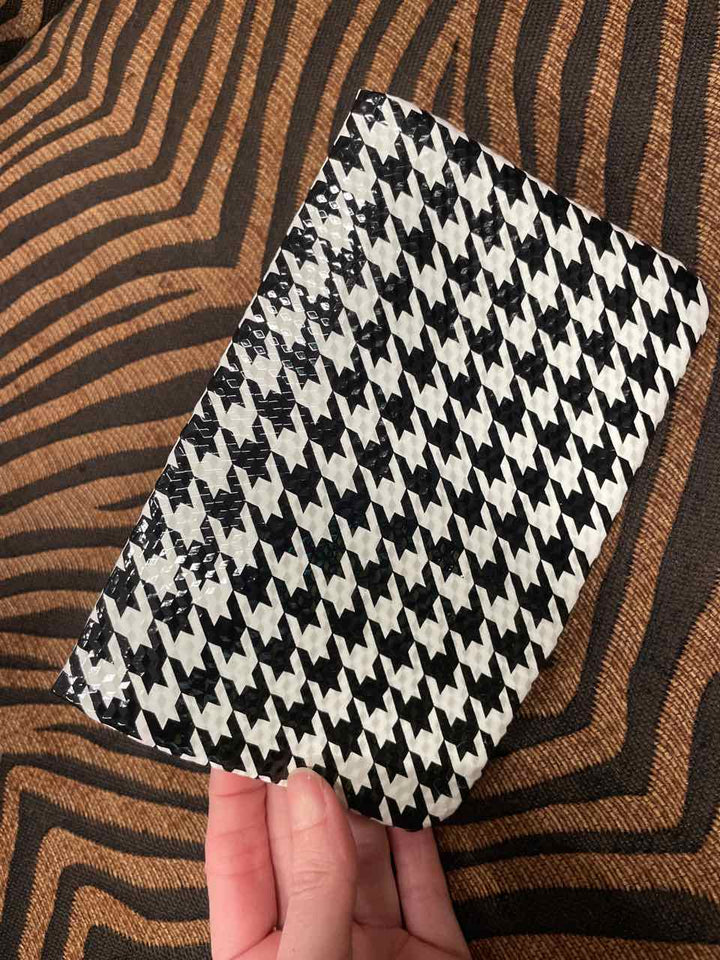 Accessories - ipsy Bag Cosmetic Bag