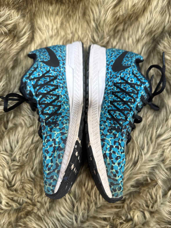 8 - Nike Sneakers
