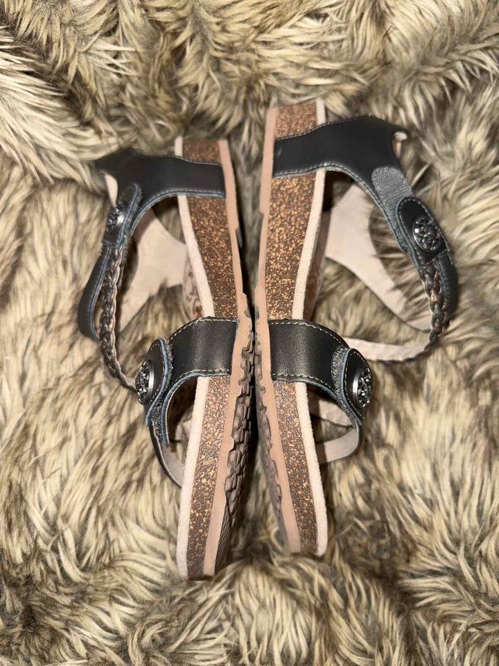 9 - Aetrex Sandals