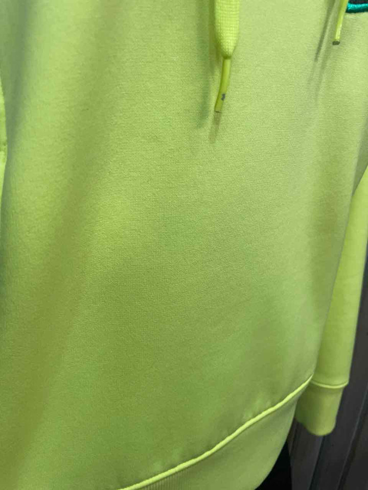 M - Under Armour Hoodie