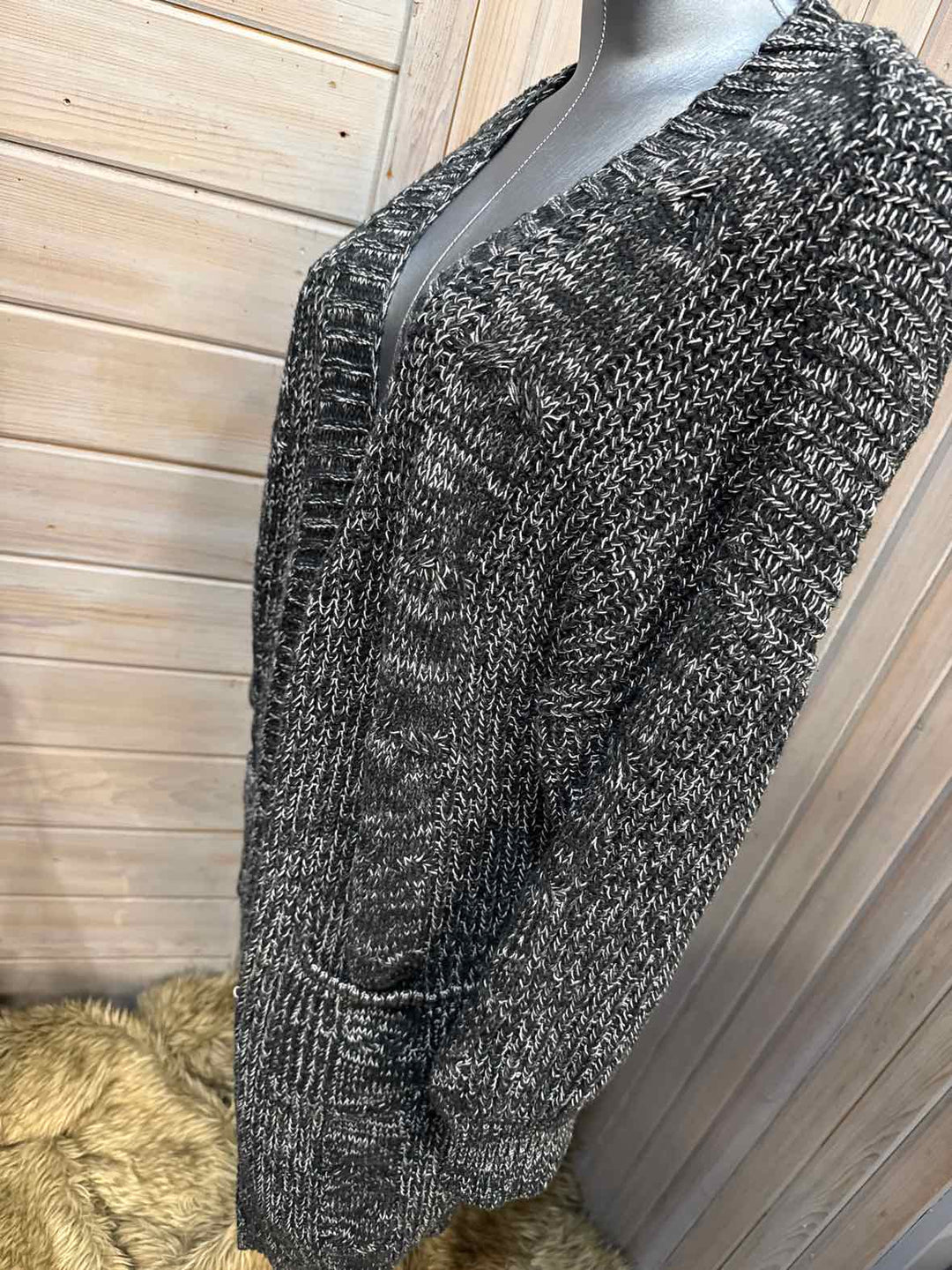 XL - Agnes & Dora Cardigan