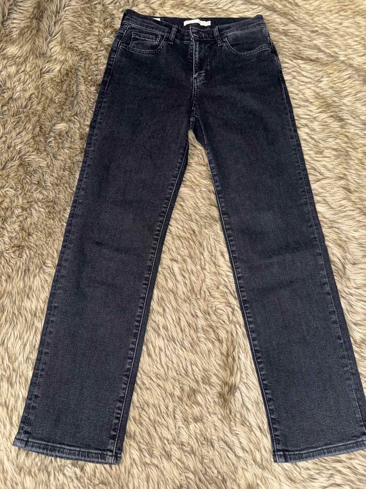 26 - Levi's Jeans