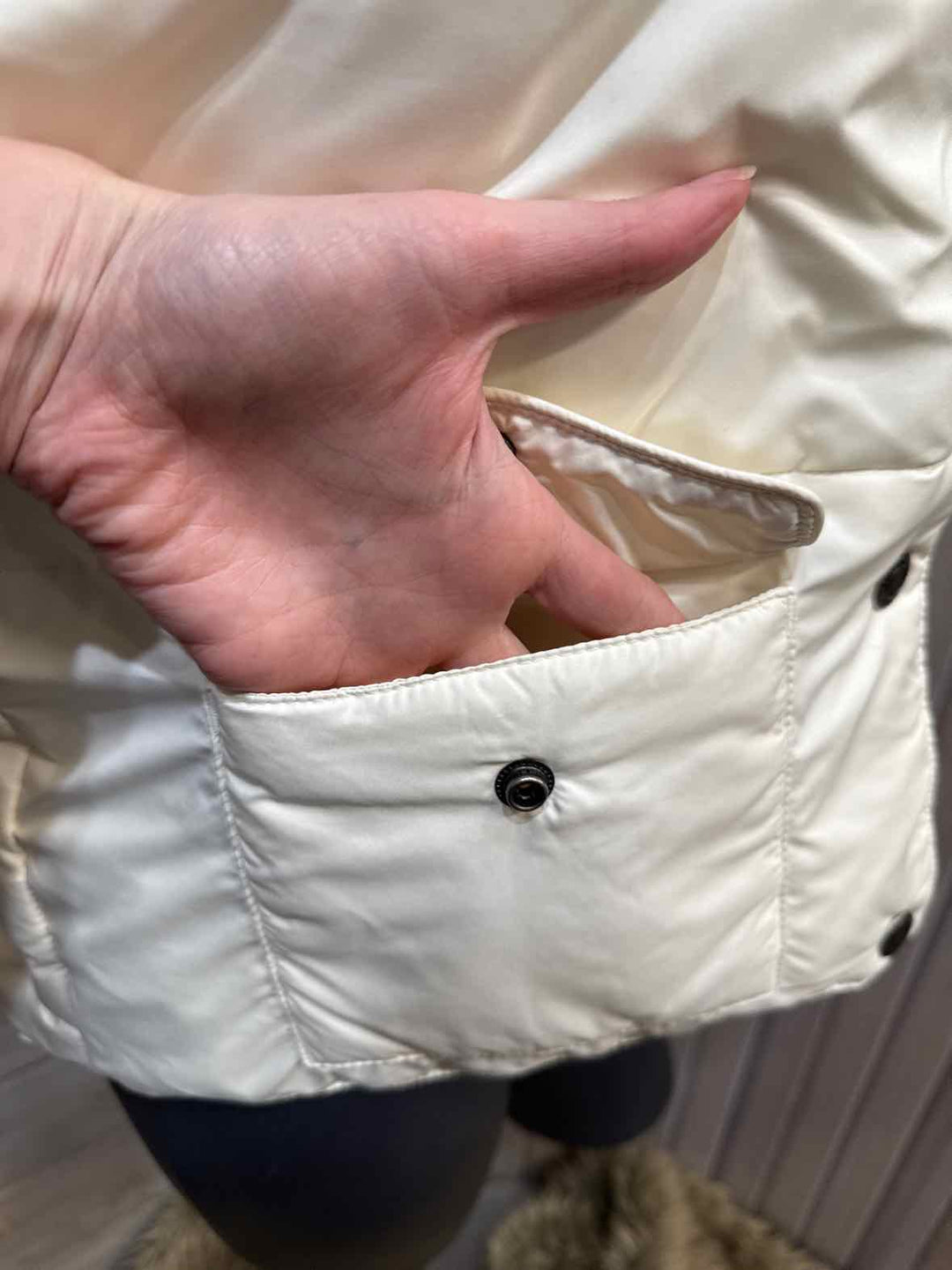 M - American Eagle Reversible Vest
