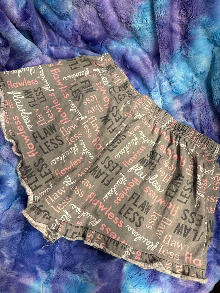 XL - bobbie brooks Shorts