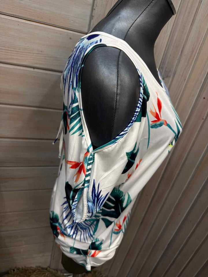 M - Miselon Cold Shoulder