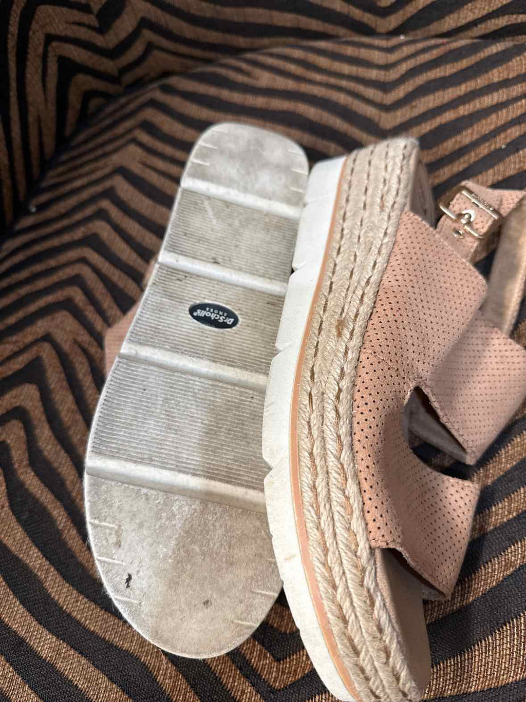 9.5 - Dr Scholls Platform Sandal