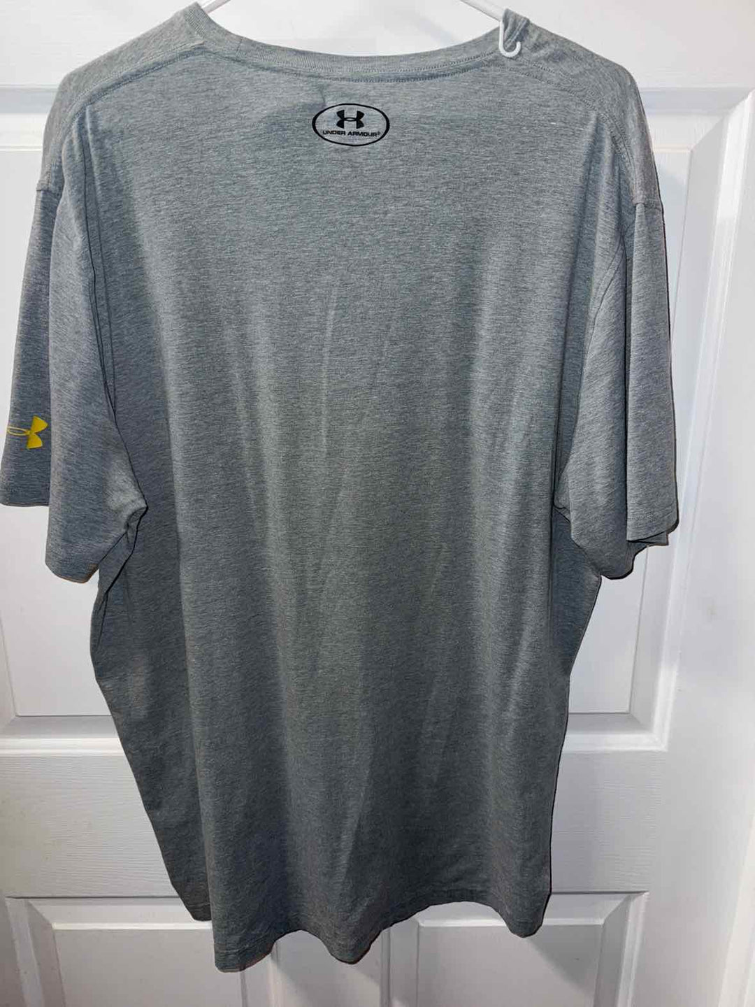 XL - Under Armour T-shirt