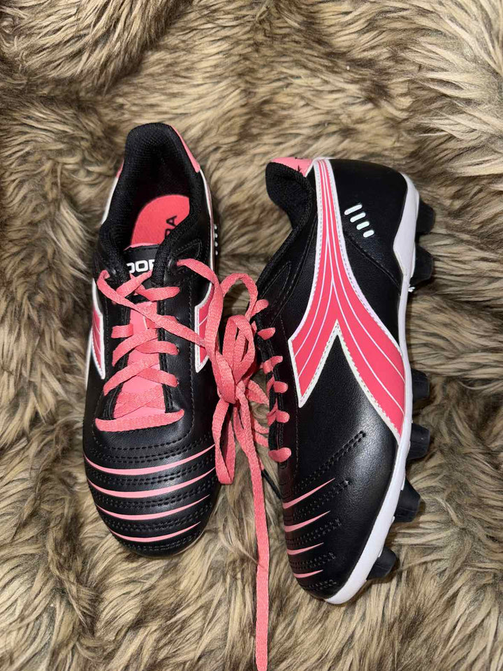 3.5 - Diadora Shoes
