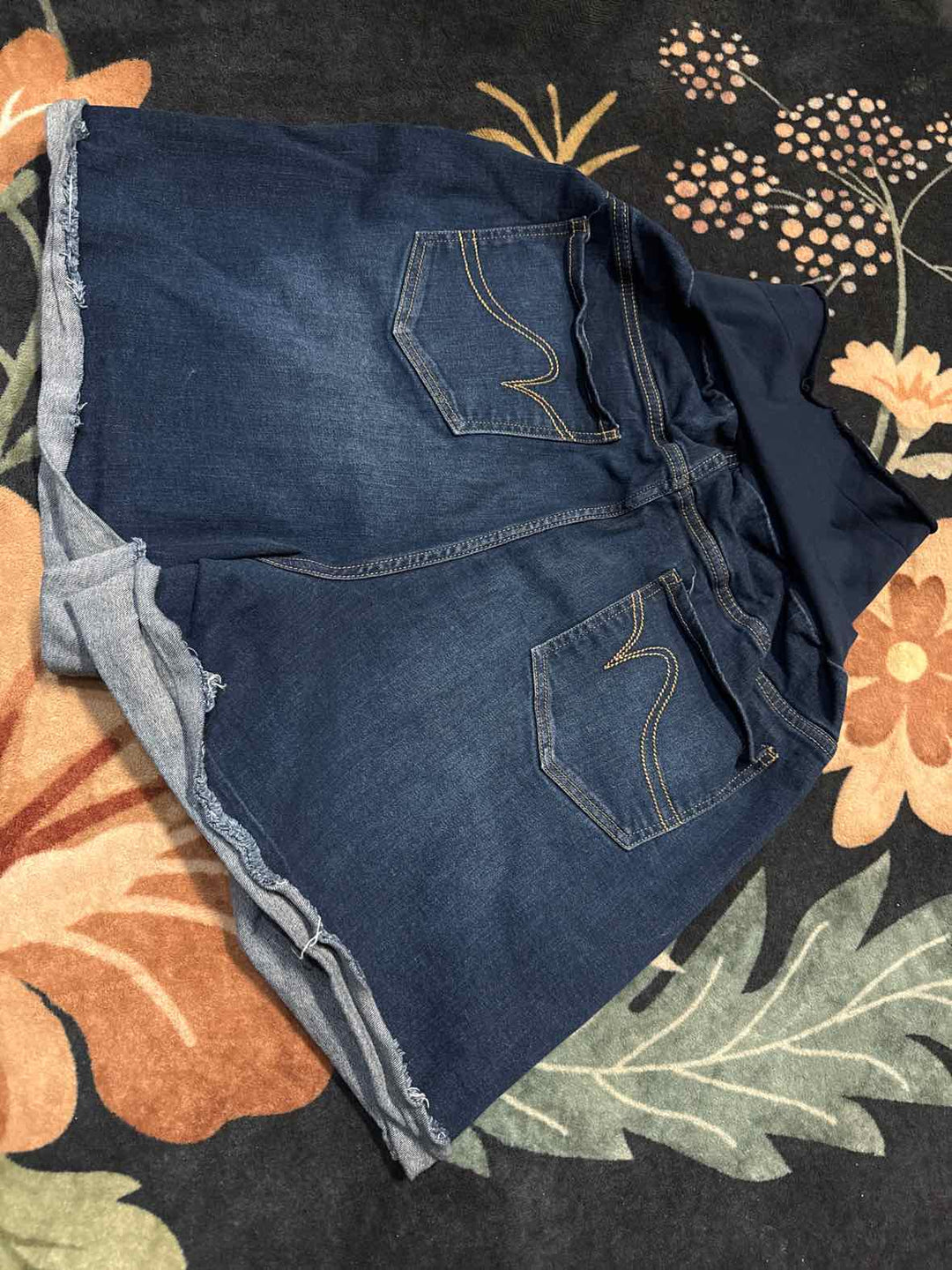 3X - Indigo Blue Maternity Shorts