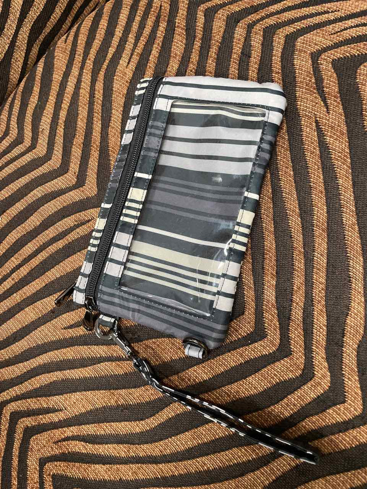 Accessories - lug Peakaboo