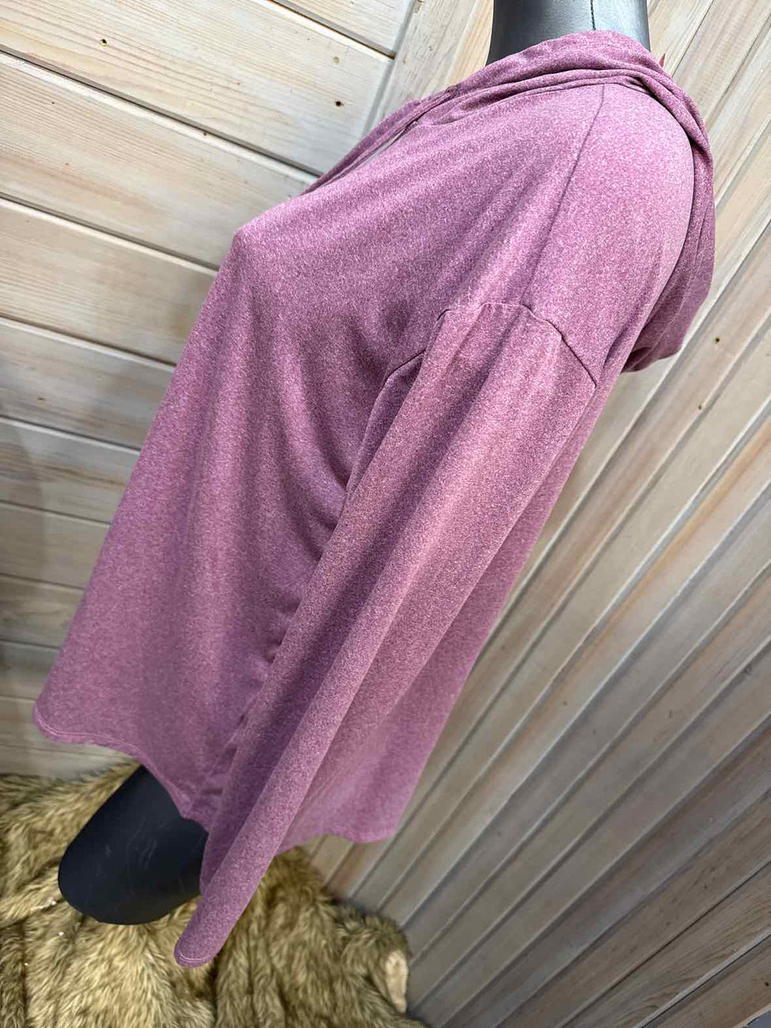 L - 32 degrees Hoodie