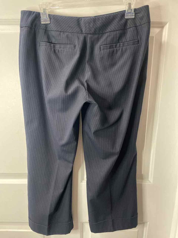6 - New York & Co. Cropped Pant