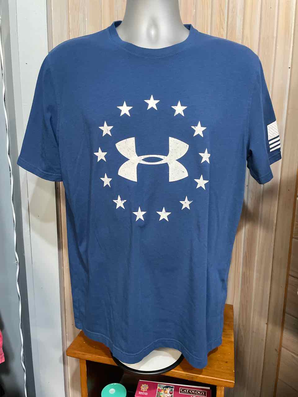 M - Under Armour T-shirt