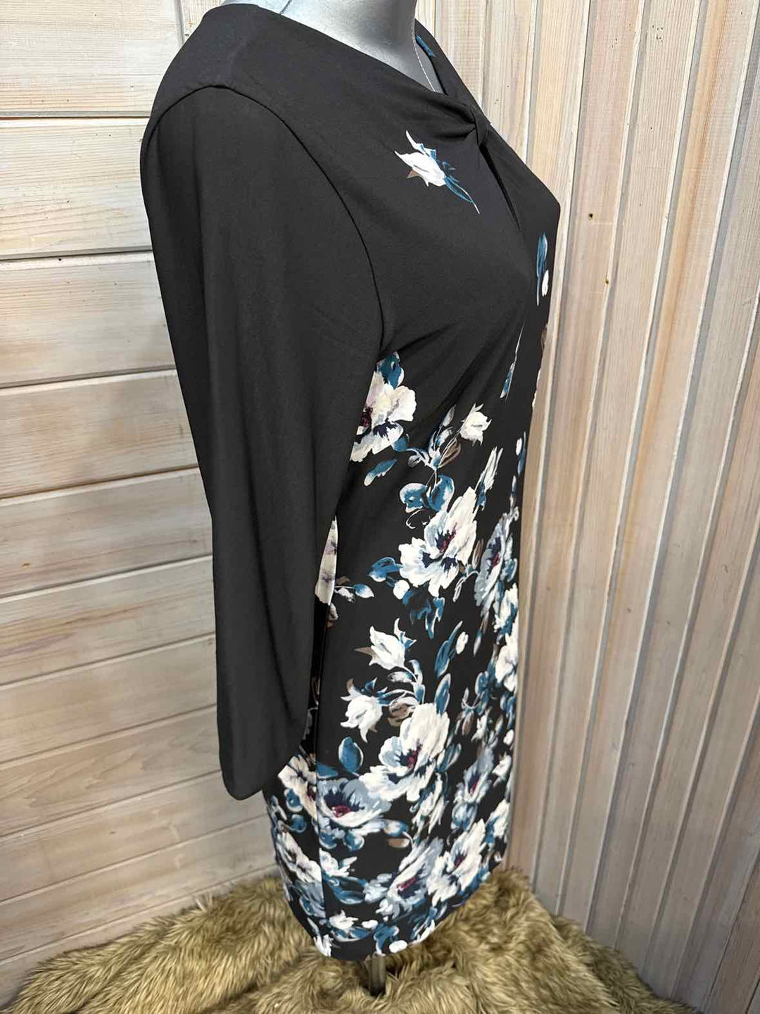 MP - WhiteHouseBlkMkt Dress