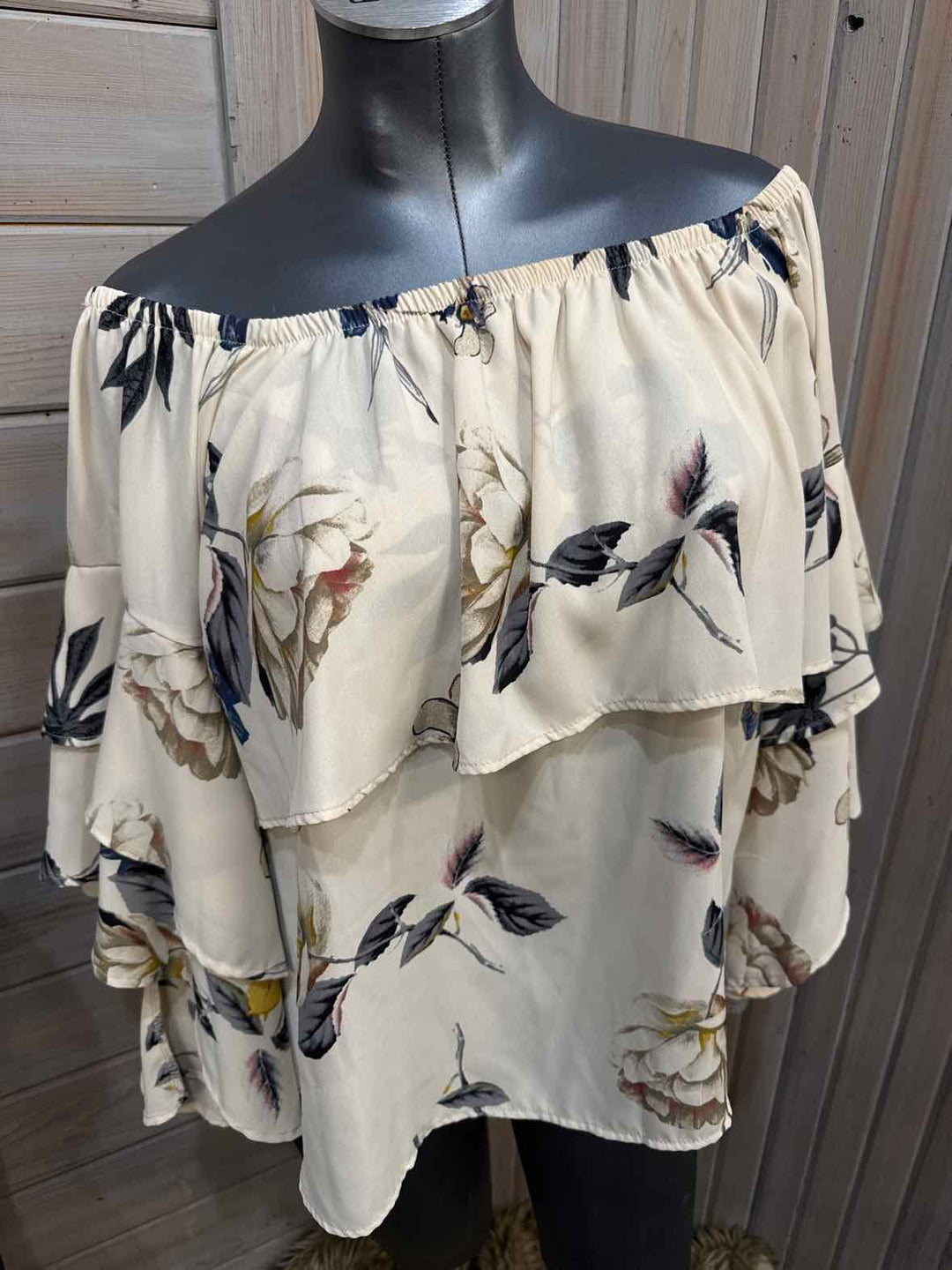 L - Ariella Babydoll Top