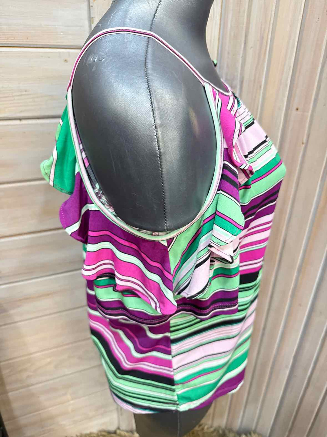 M - 7th Avenue Design Studio Cold Shoulder