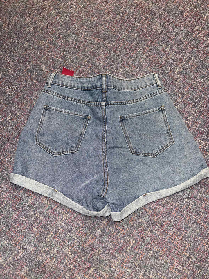 L - Unbranded Shorts