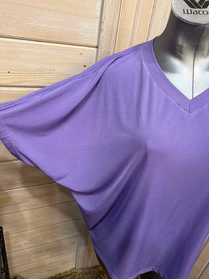 M - Unbranded Bat Sleeve Top