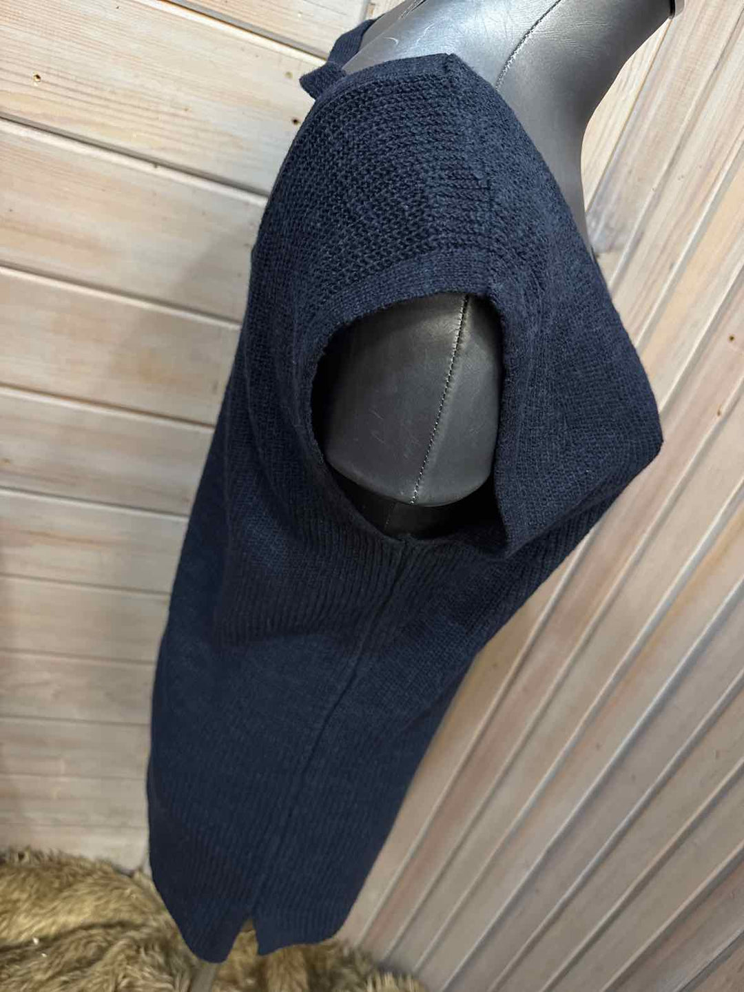 M - Banana Republic Tunic