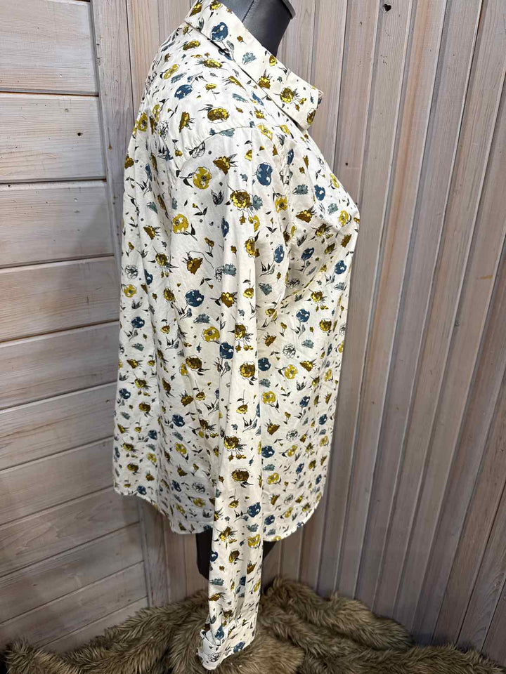 L - Duluth Trading Co. Button Down