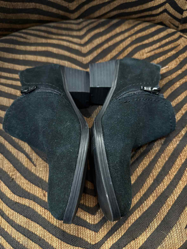 4 - Naturalizer Boots