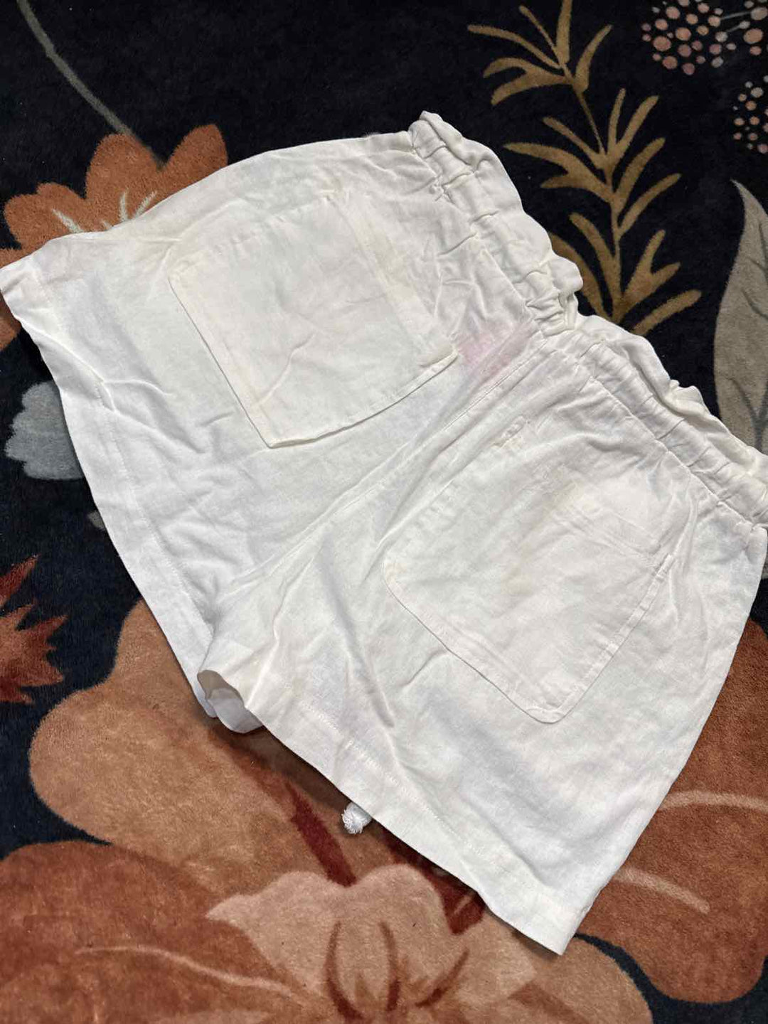 M - Universal Thread Shorts