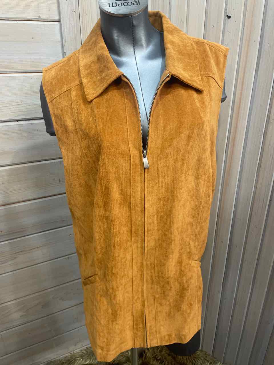 2X - CJ Banks Vest