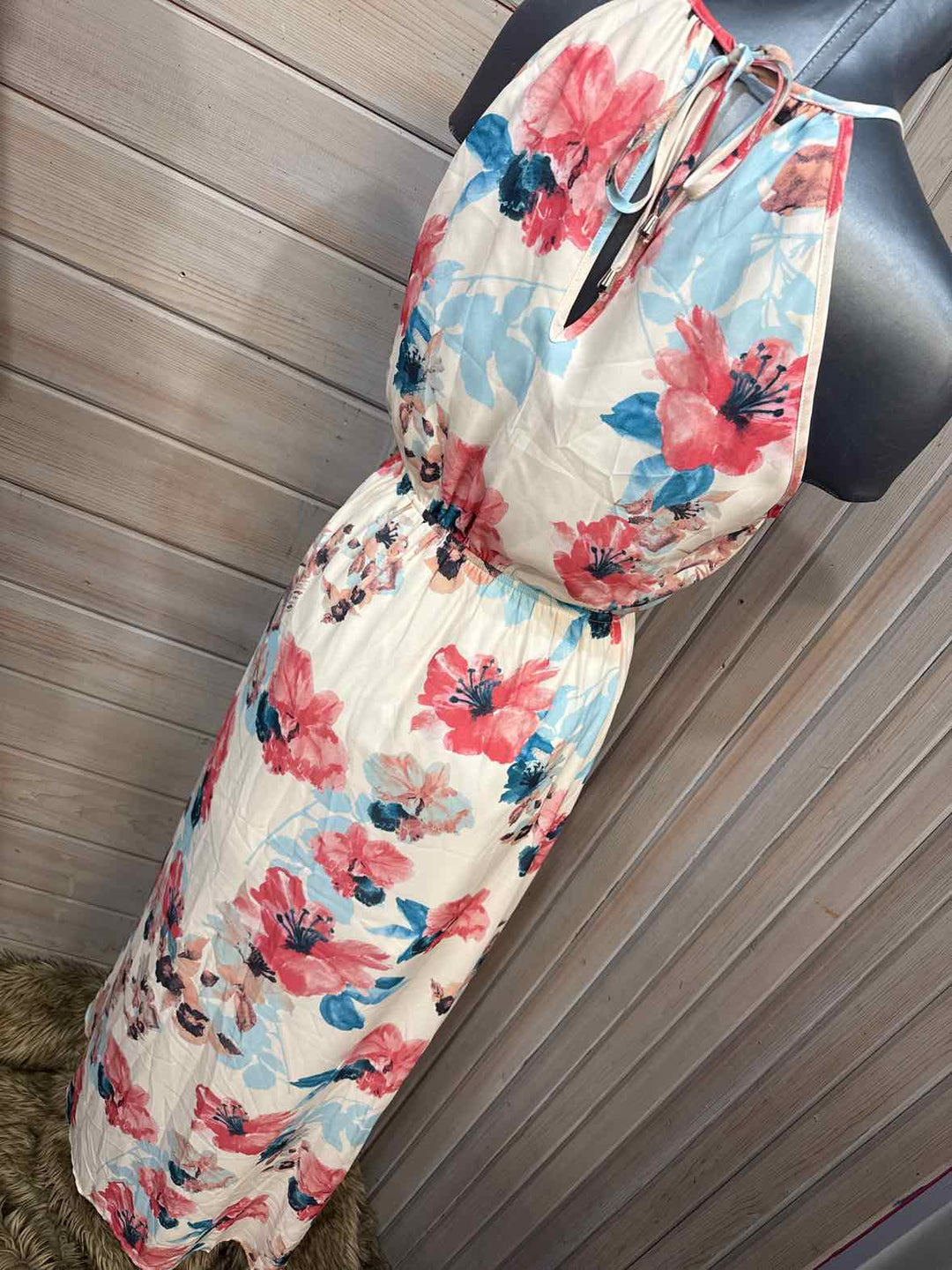 M - Pink Lily Dress