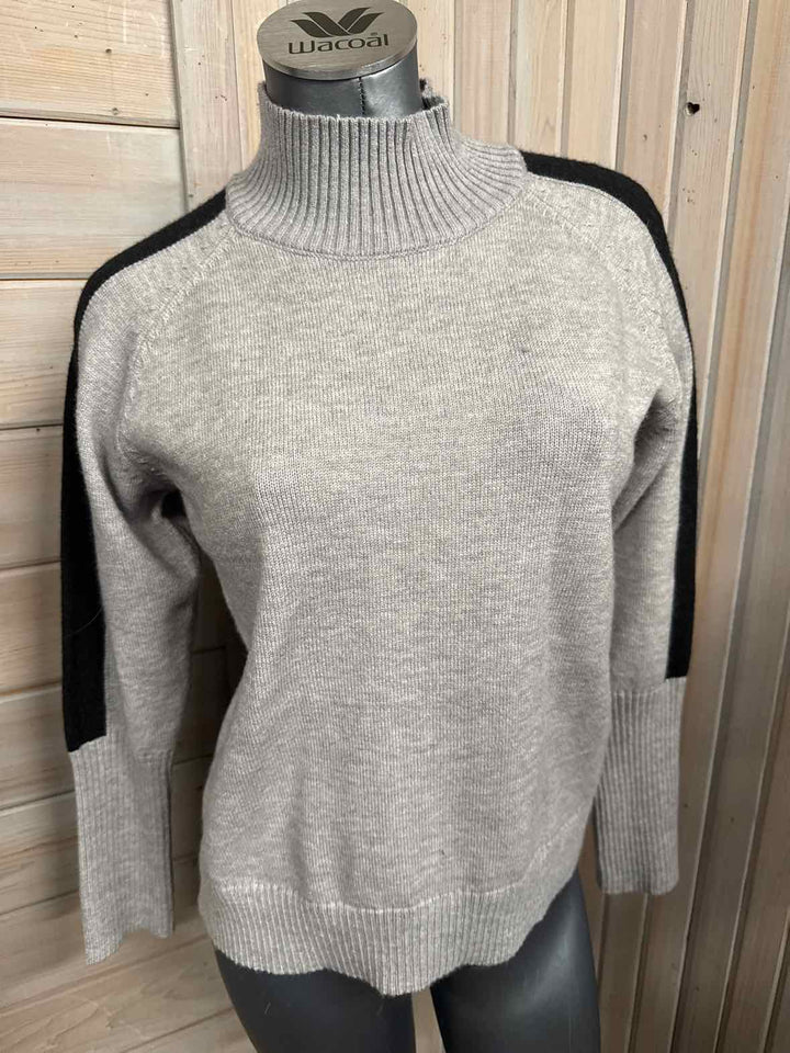 S - Sweater